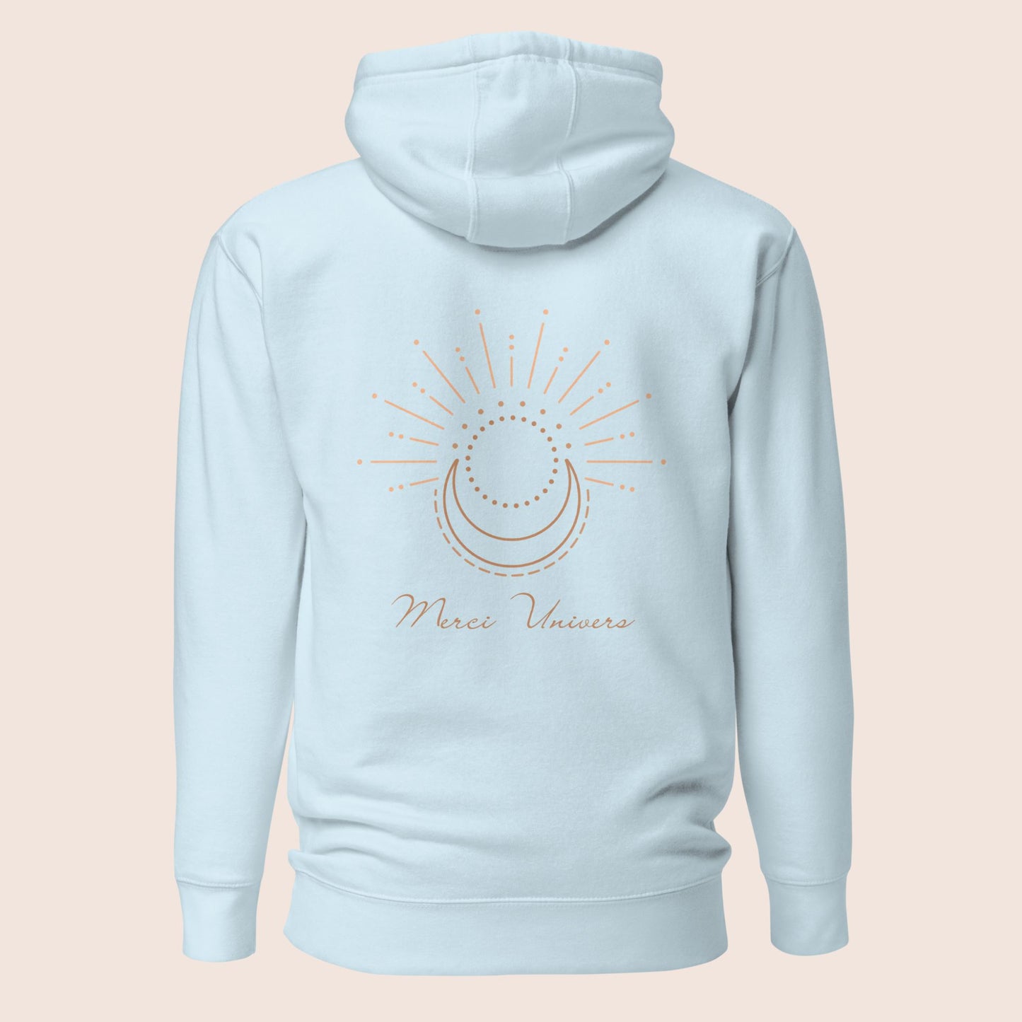 sweat à capuche unisexe bleu clair brodé à l'avant poitrine gauche logo flame and spirit et imprimé dans le dos avec un design simple de lune et soleil et le message inspirant merci univers