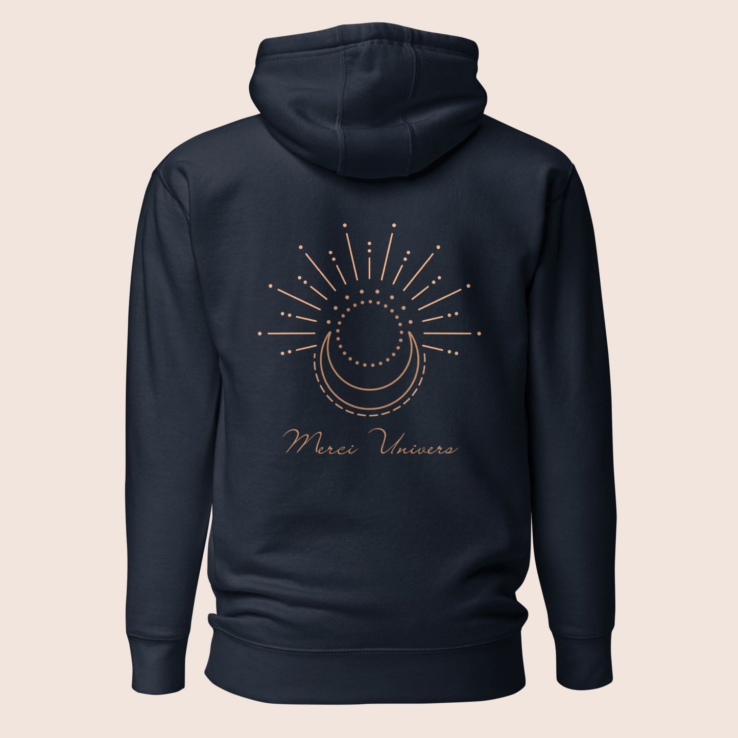 sweat à capuche unisexe bleu marine brodé à l'avant poitrine gauche logo flame and spirit et imprimé dans le dos avec un design simple de lune et soleil et le message inspirant merci univers