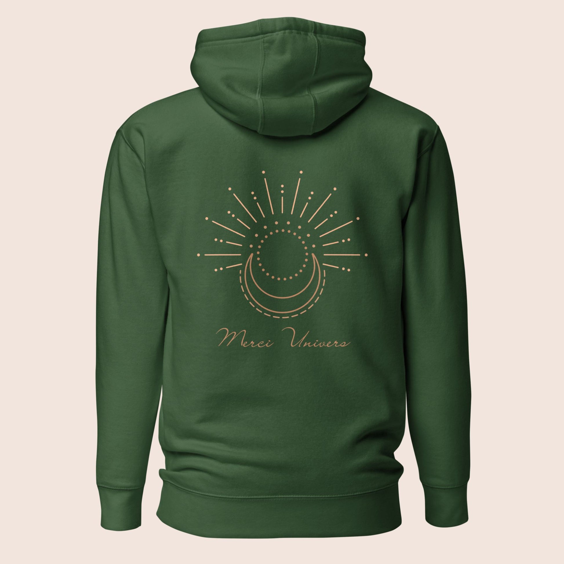 sweat à capuche unisexe vert forêt brodé à l'avant poitrine gauche logo flame and spirit et imprimé dans le dos avec un design simple de lune et soleil et le message inspirant merci univers